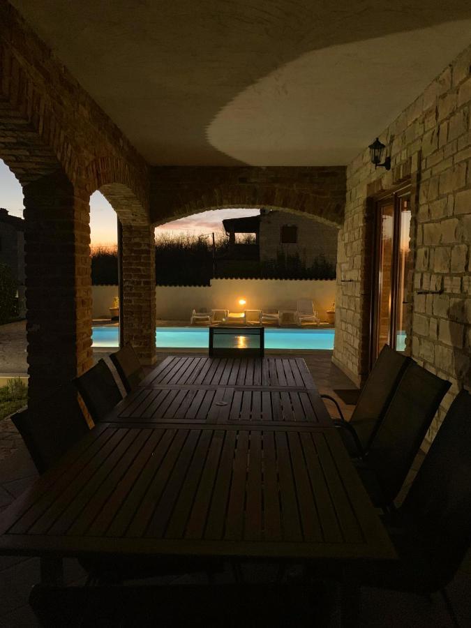 Stella Villa *