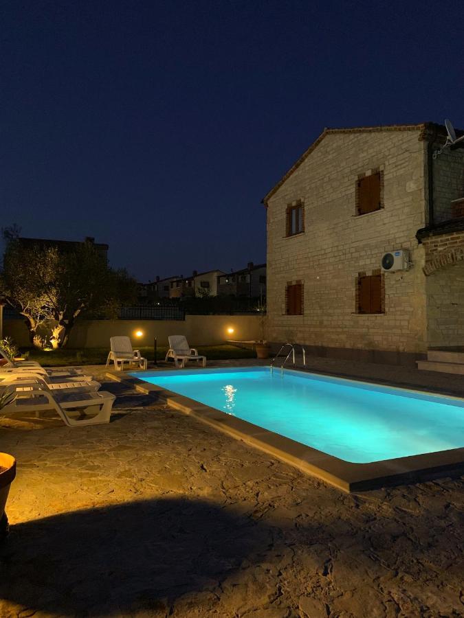 Stella Villa *