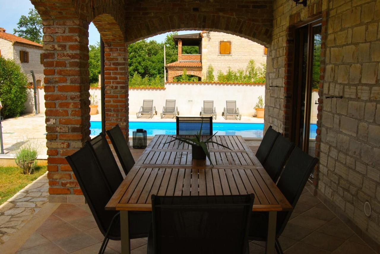 Stella Villa