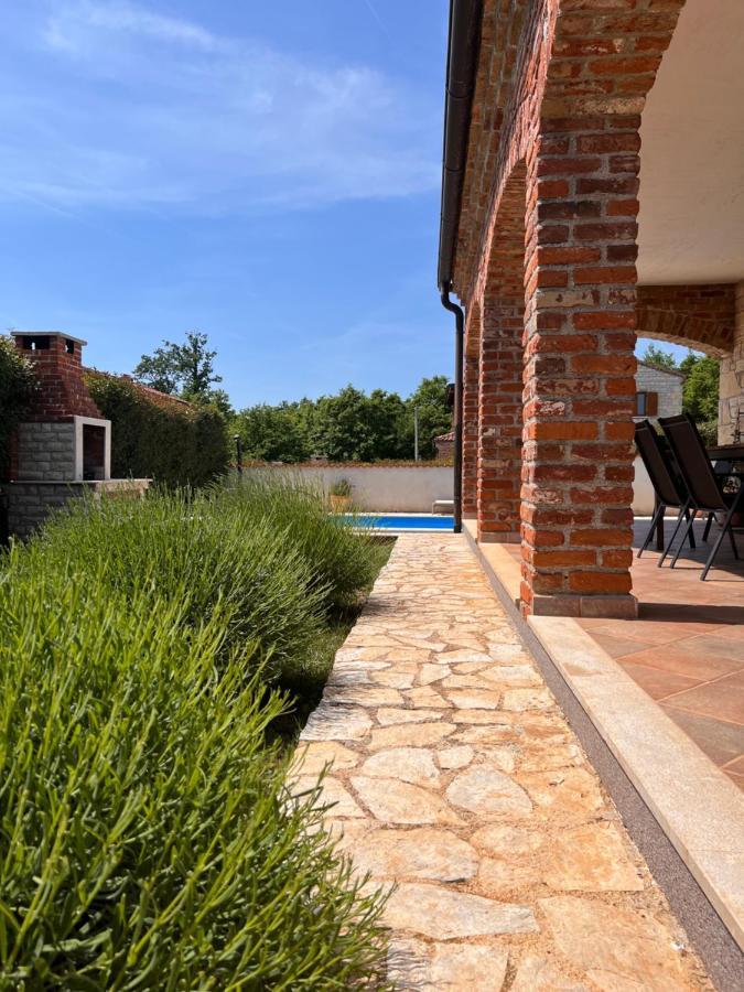 Stella Villa
